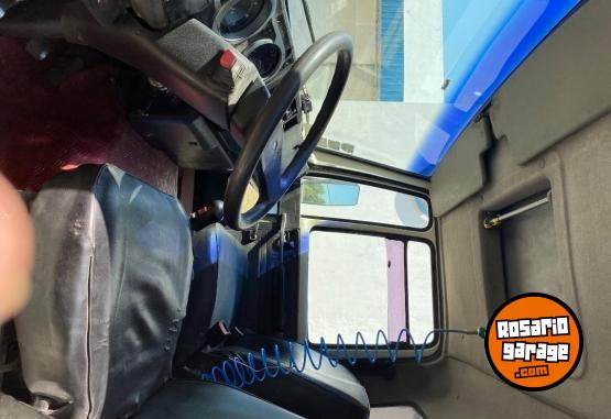 Camiones y Gr�as - Ford Cargo 1517E - En Venta