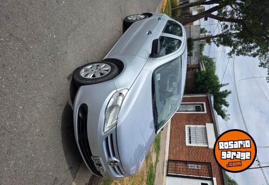 Autos - Volkswagen gol trend 2011 Nafta 135000Km - En Venta