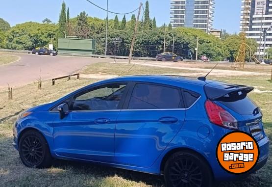 Autos - Ford Fiesta Kinetic 2016 Nafta 106000Km - En Venta