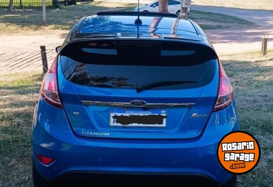Autos - Ford Fiesta Kinetic 2016 Nafta 106000Km - En Venta