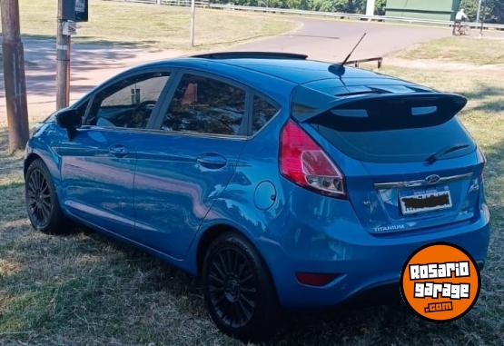 Autos - Ford Fiesta Kinetic 2016 Nafta 106000Km - En Venta