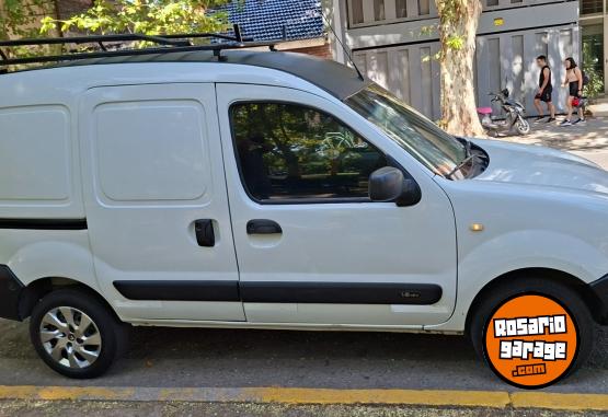 Utilitarios - Renault Kangoo 2012 Nafta 82000Km - En Venta