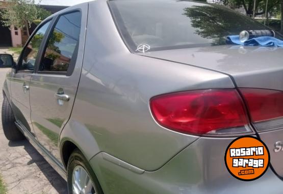 Autos - Fiat Siena 1.6 EL 2015 Nafta 230000Km - En Venta