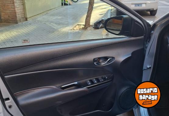 Autos - Toyota Yaris S 2019 Nafta 37200Km - En Venta