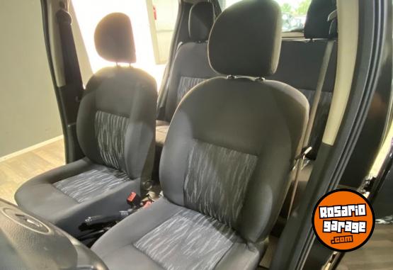 Autos - Renault Sandero Authentic Pack 2014 Nafta 23900Km - En Venta