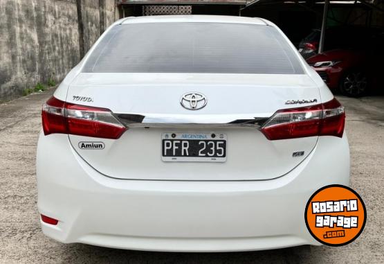 Autos - Toyota COROLLA XEI CVT 2015 Nafta 120000Km - En Venta