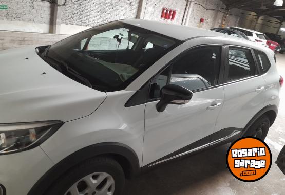 Autos - Renault Captur 2018 Nafta 57400Km - En Venta
