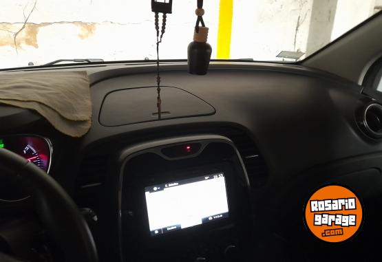Autos - Renault Captur 2018 Nafta 57400Km - En Venta
