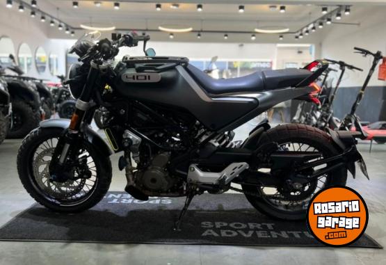 Motos - Husqvarna Svartpilen 401 2021 Nafta 17280Km - En Venta