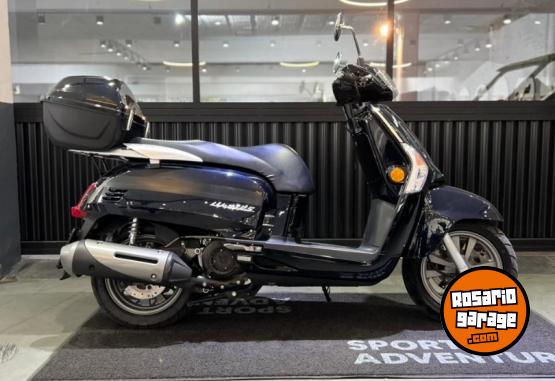 Motos - Kymco Like 125 2024 Nafta 9430Km - En Venta