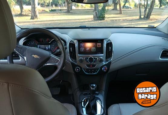 Autos - Chevrolet Cruze LTZ + (plus) 2018 Nafta 92000Km - En Venta