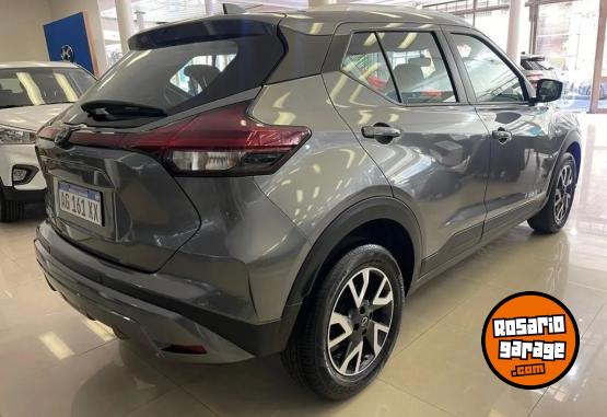 Autos - Nissan Kicks Play 2026 Nafta 0Km - En Venta