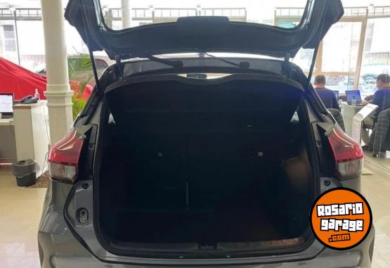 Autos - Nissan Kicks Play 2026 Nafta 0Km - En Venta