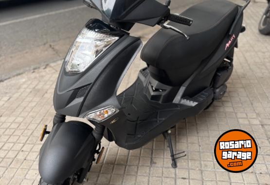 Motos - Kymco Agility 125 2023 Nafta 18500Km - En Venta