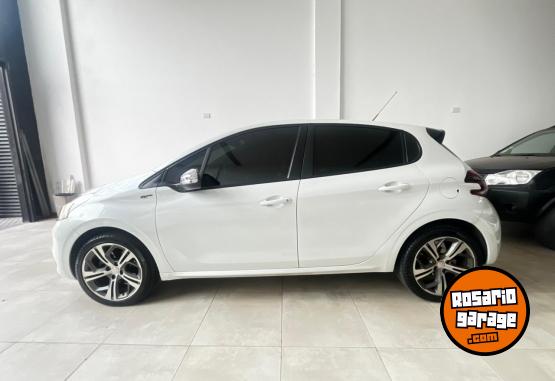 Autos - Peugeot 208 GT 2016 Nafta 60000Km - En Venta