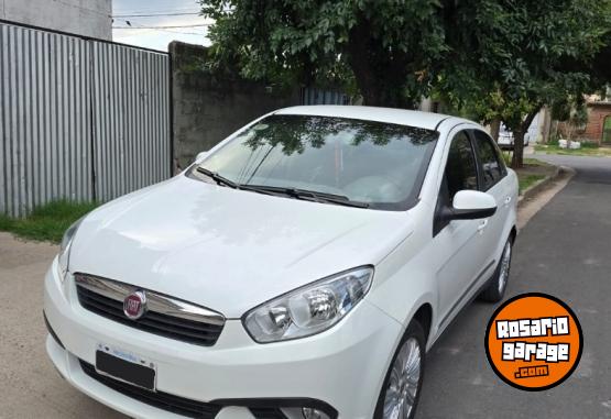 Autos - Fiat Grand Siena 2015 GNC 101718Km - En Venta
