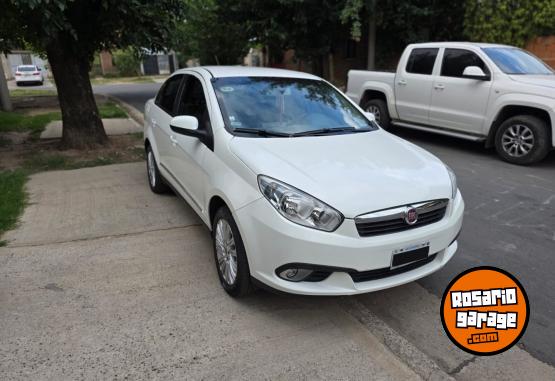 Autos - Fiat Grand Siena 2015 GNC 101718Km - En Venta