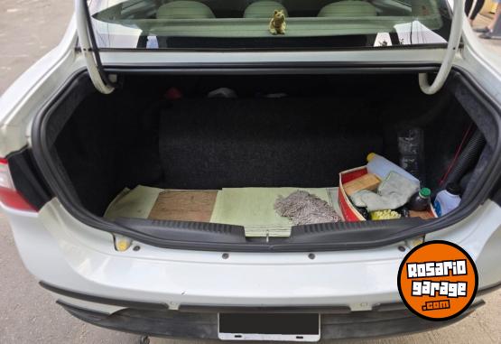 Autos - Fiat Grand Siena 2015 GNC 101718Km - En Venta