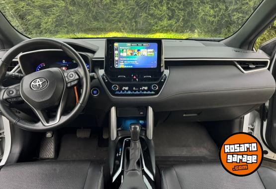 Autos - Toyota Corolla Cross SEG 2022 Nafta 59000Km - En Venta
