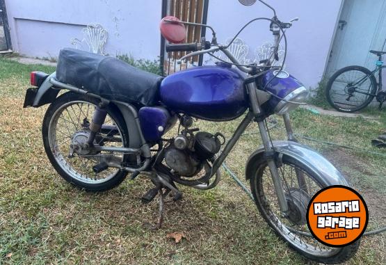 Cl�sicos - Moto Felina 98 cm - En Venta