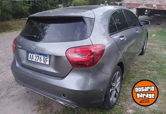 Autos - Mercedes Benz A 200 2016 Nafta 121100Km - En Venta