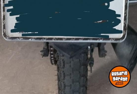 Motos - Gilera 125 2023 Nafta 4900Km - En Venta