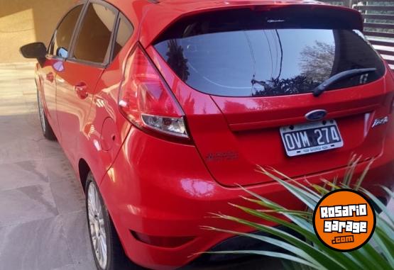 Autos - Ford Fiesta 2015 Nafta 195000Km - En Venta