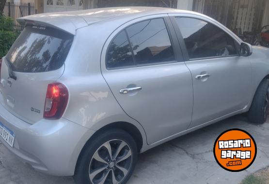 Autos - Nissan March Advance Mediatech 2019 Nafta 119000Km - En Venta