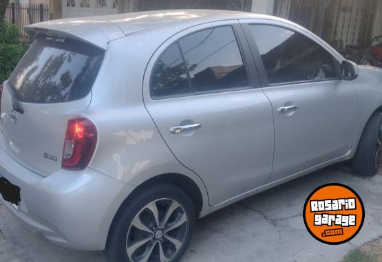 Autos - Nissan March Advance Mediatech 2019 Nafta 119000Km - En Venta