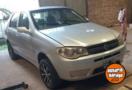 Autos - Fiat Siena ELX 2005 GNC 11111Km - En Venta