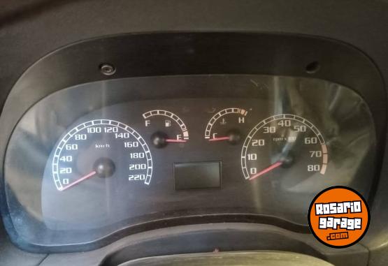 Autos - Fiat Siena ELX 2005 GNC 11111Km - En Venta