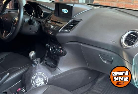 Autos - Ford Fiesta 2018 Nafta 74500Km - En Venta