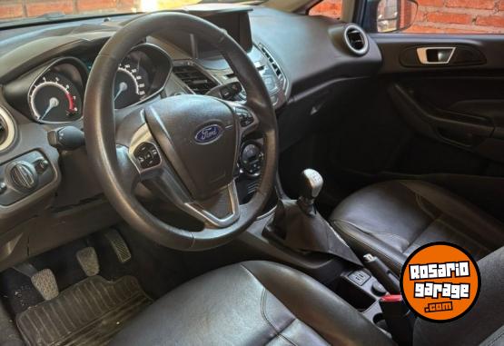 Autos - Ford Fiesta 2018 Nafta 74500Km - En Venta