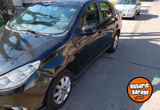Autos - Fiat Gran Siena 2013 Nafta 350000Km - En Venta