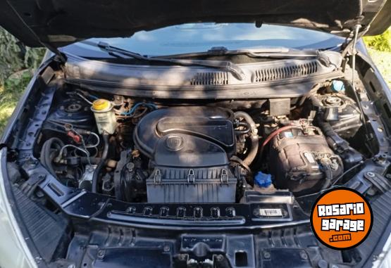 Autos - Fiat Gran Siena 2013 Nafta 350000Km - En Venta