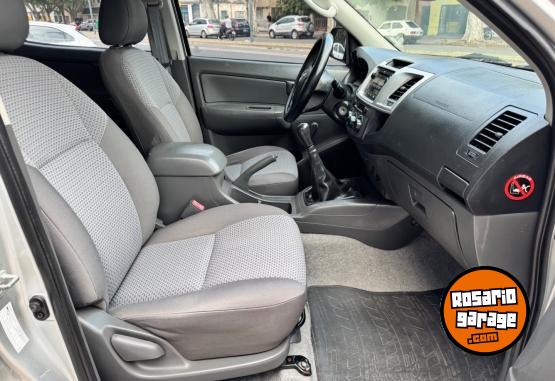 Camionetas - Toyota Hilux Dx pack 2012 Diesel 220000Km - En Venta