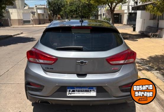 Autos - Chevrolet Cruze RS 2023 Nafta 80000Km - En Venta