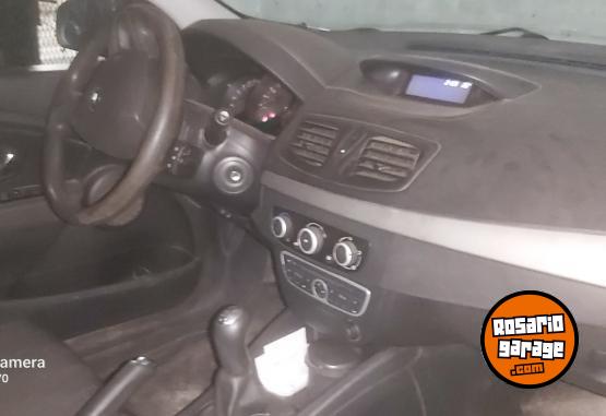 Autos - Renault Fluence confort 2012 GNC 120000Km - En Venta