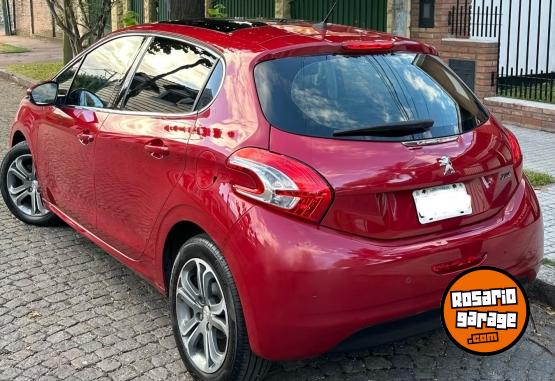Autos - Peugeot 208 Feline 2014 Nafta 80000Km - En Venta