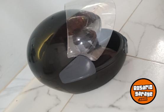 Accesorios para Motos - casco como nuevo - En Venta