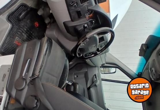 Utilitarios - Mercedes Benz Sprinter 415 2017 Diesel 111111Km - En Venta