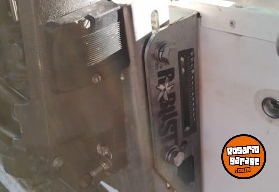 Embarcaciones - CANESTRARI 160 - En Venta