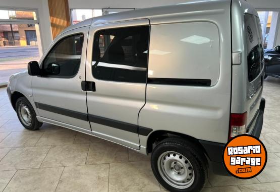 Utilitarios - Citroen BERLINGO 2021 Diesel 89210Km - En Venta