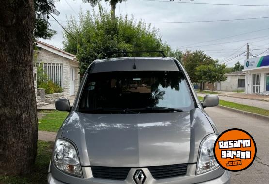 Utilitarios - Renault Kangoo 2009 Nafta 243000Km - En Venta