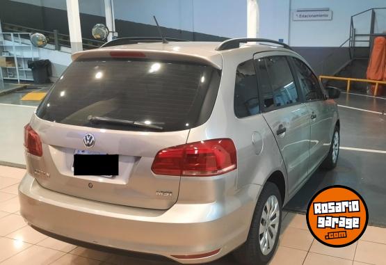 Autos - Volkswagen SURAN 1.6  COMFORTLINE 2015 Nafta 125000Km - En Venta