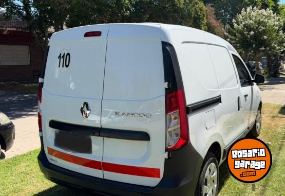 Utilitarios - Renault KANGOO II EXPRESS CONFORT 2022 Nafta 12300Km - En Venta