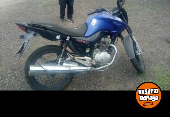 Motos - Honda NEW TITAN 2017 Nafta 50000Km - En Venta