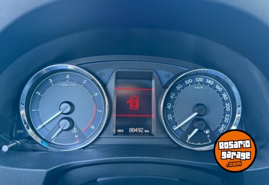Autos - Toyota Corolla SE-G 2016 Nafta 88000Km - En Venta