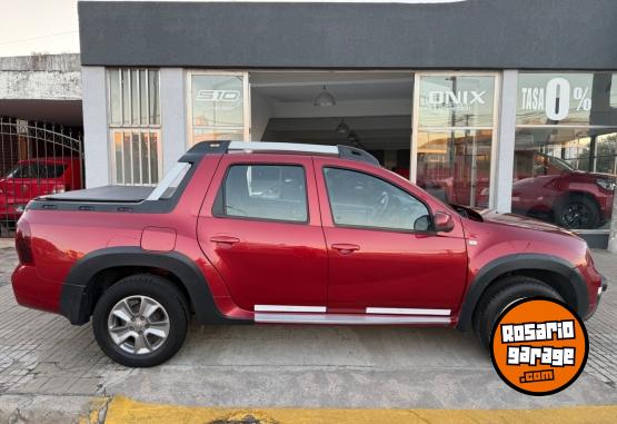 Camionetas - Renault Duster Oroch 2017 GNC 150000Km - En Venta