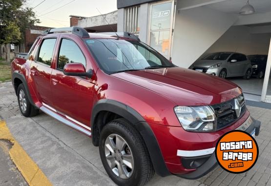 Camionetas - Renault Duster Oroch 2017 GNC 150000Km - En Venta